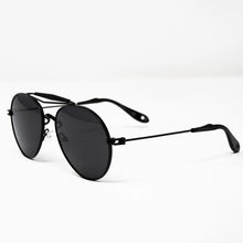 Cargar imagen en el visor de la galería, Lentes Solar Givenchy GV7012SP
